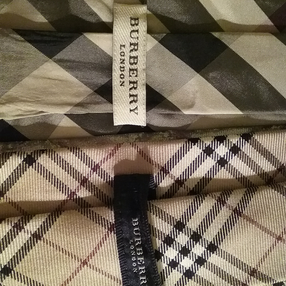 Burberry Tie Set  🌲🌲 "Christmas  Special "🌲🌲